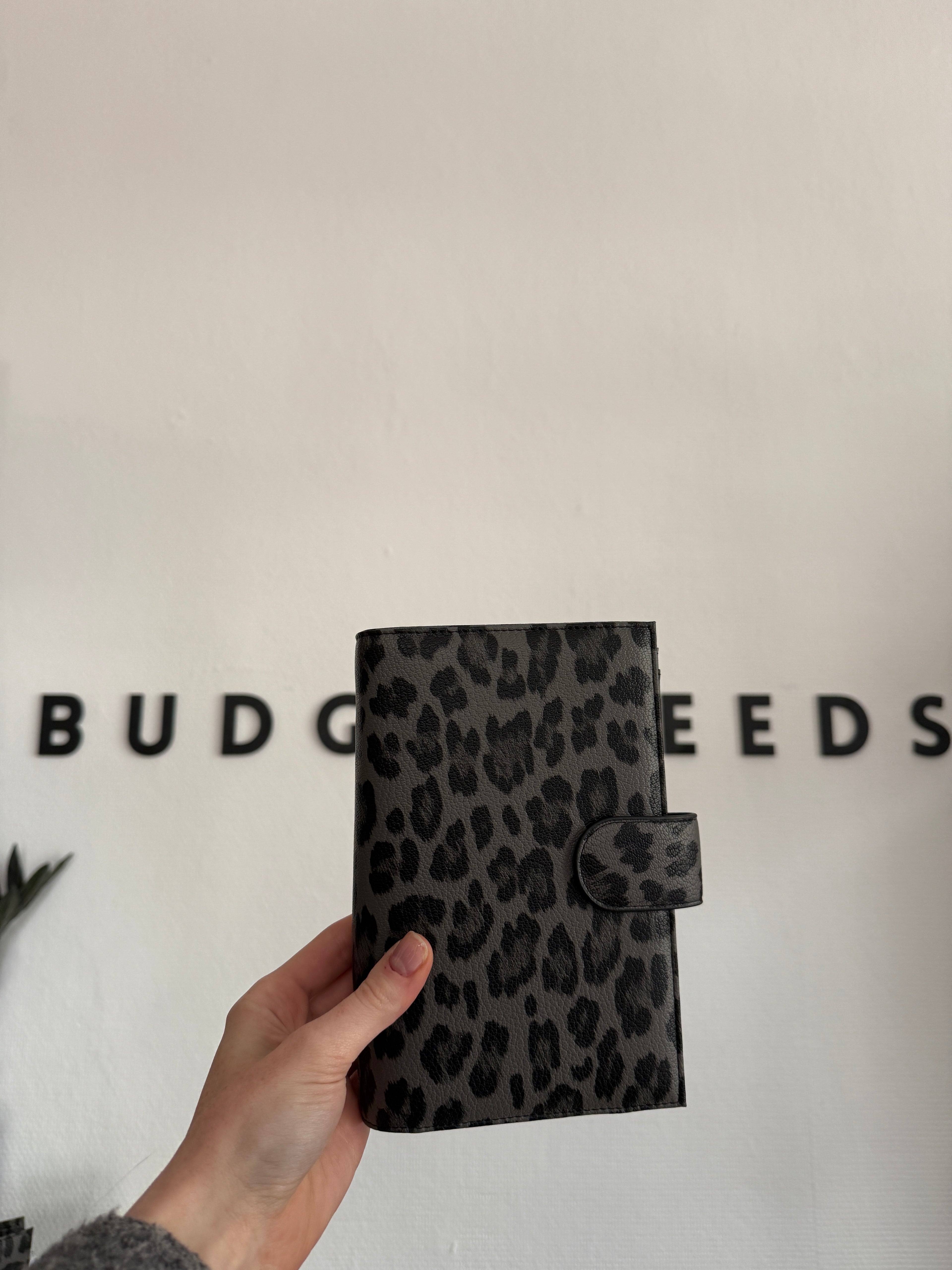 Leo Collection A6 ring binder