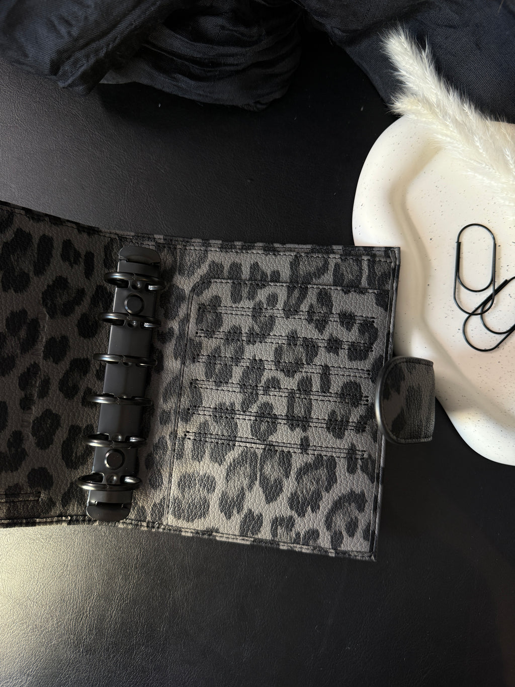 Leo Collection A7 ring binder