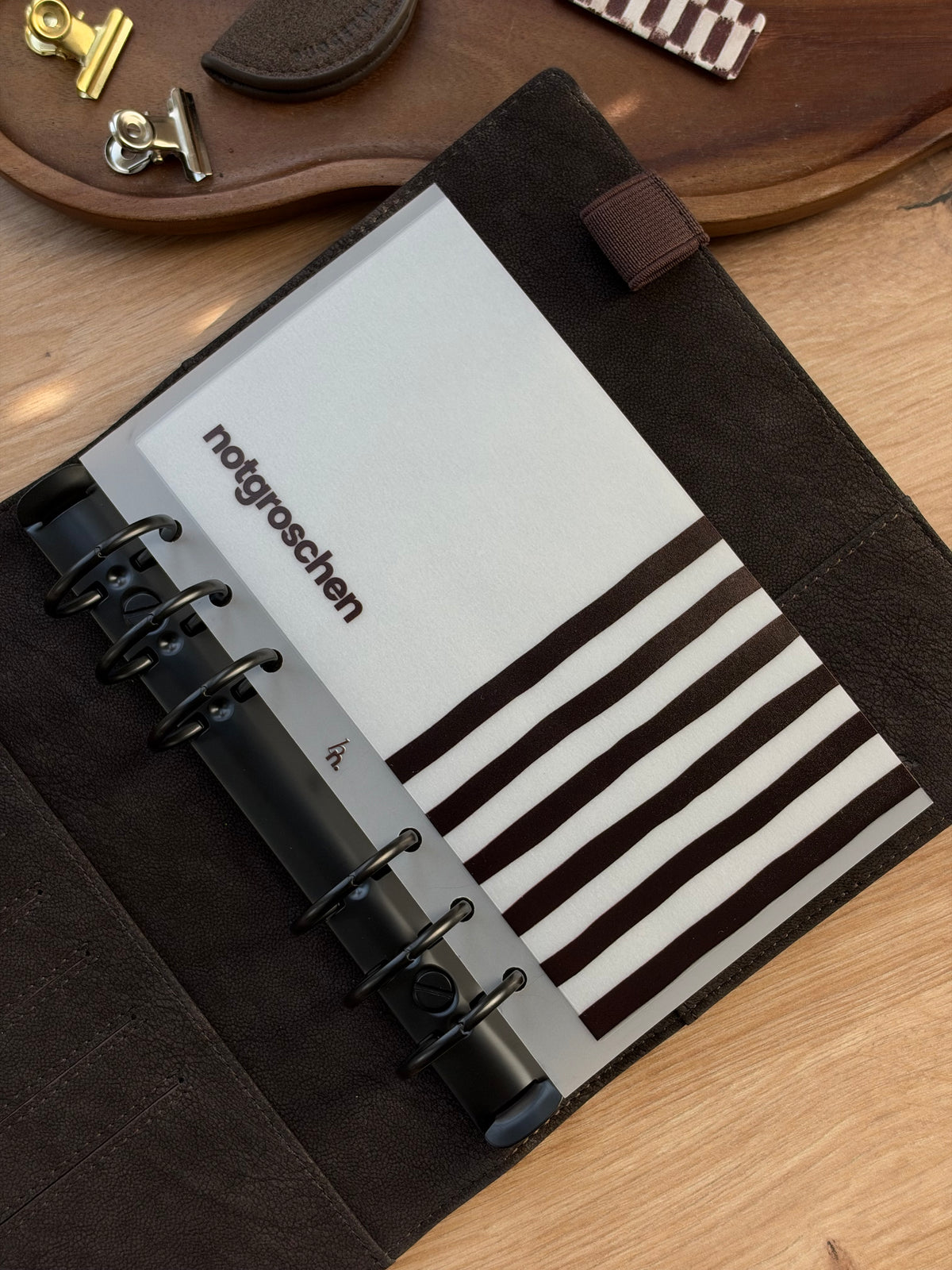 Umschlag PREMIUM "lines burgundy"