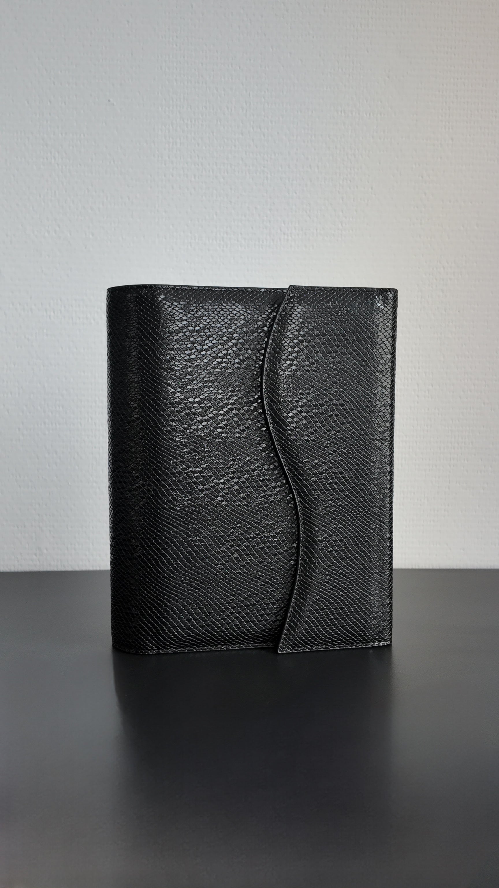 Ringbuch A5 Flap Line | Reduzierte Kollektion