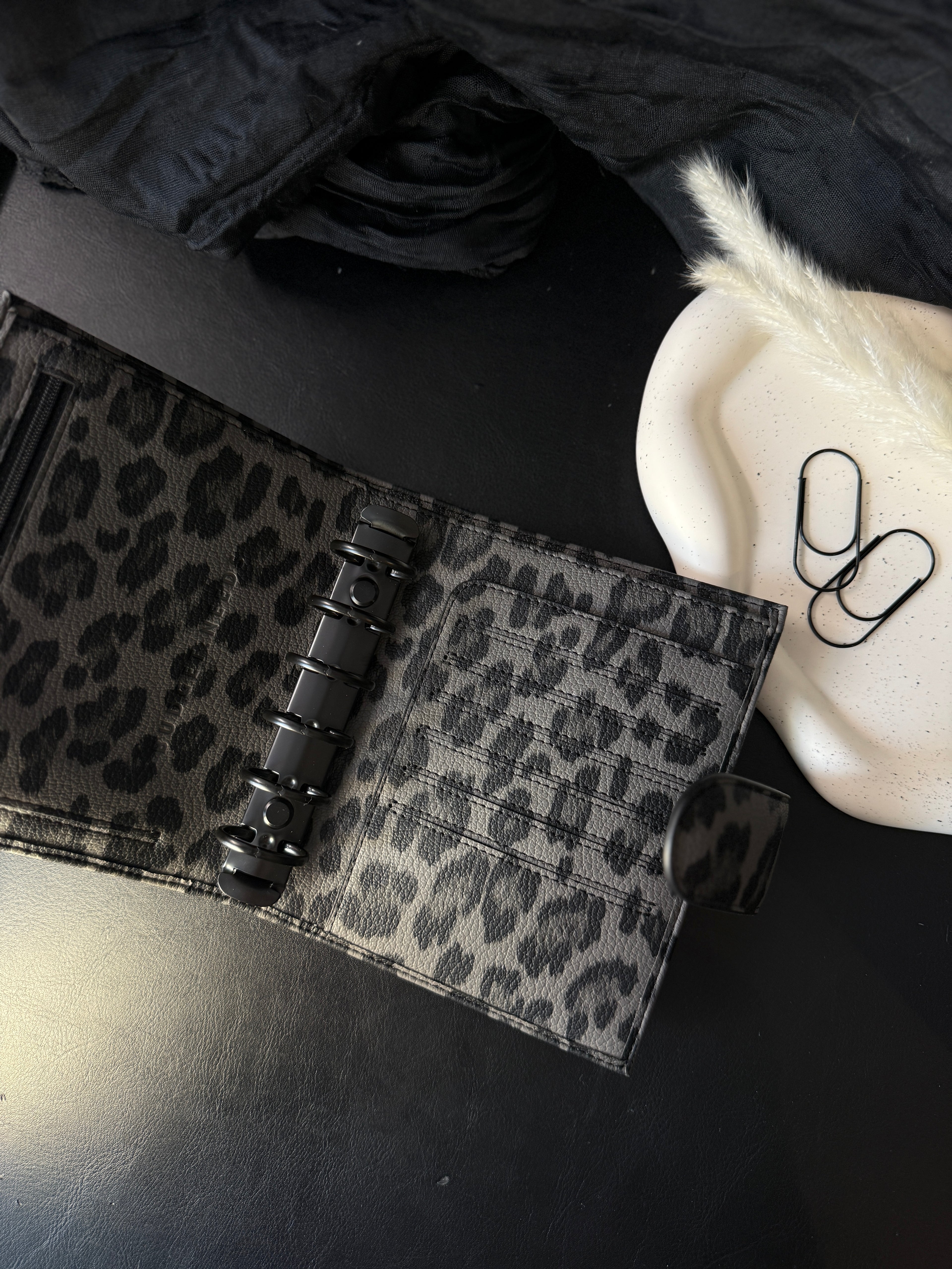 Leo Collection A7 ring binder