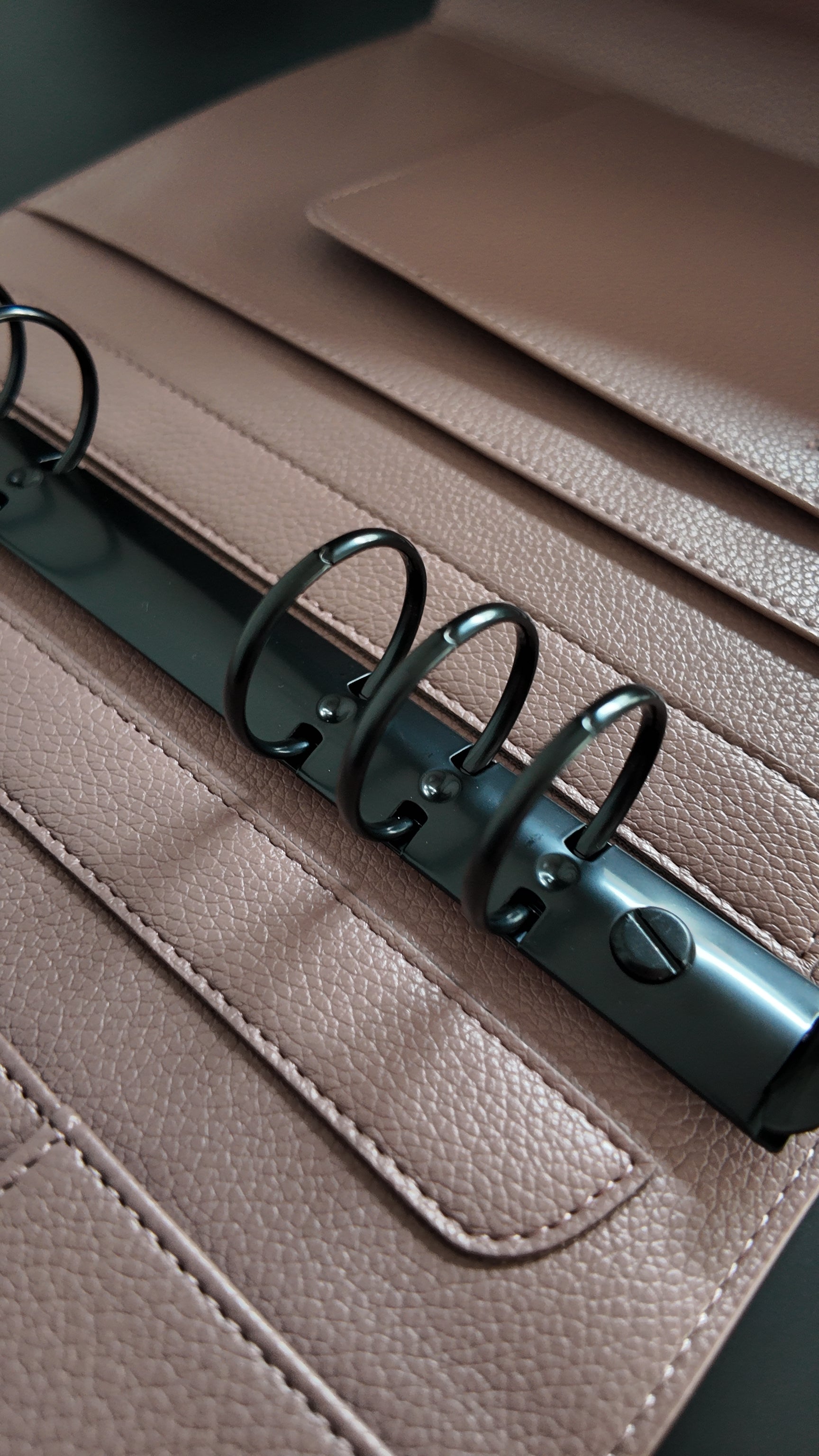 Ringbuch A5 Flap Line | Reduzierte Kollektion