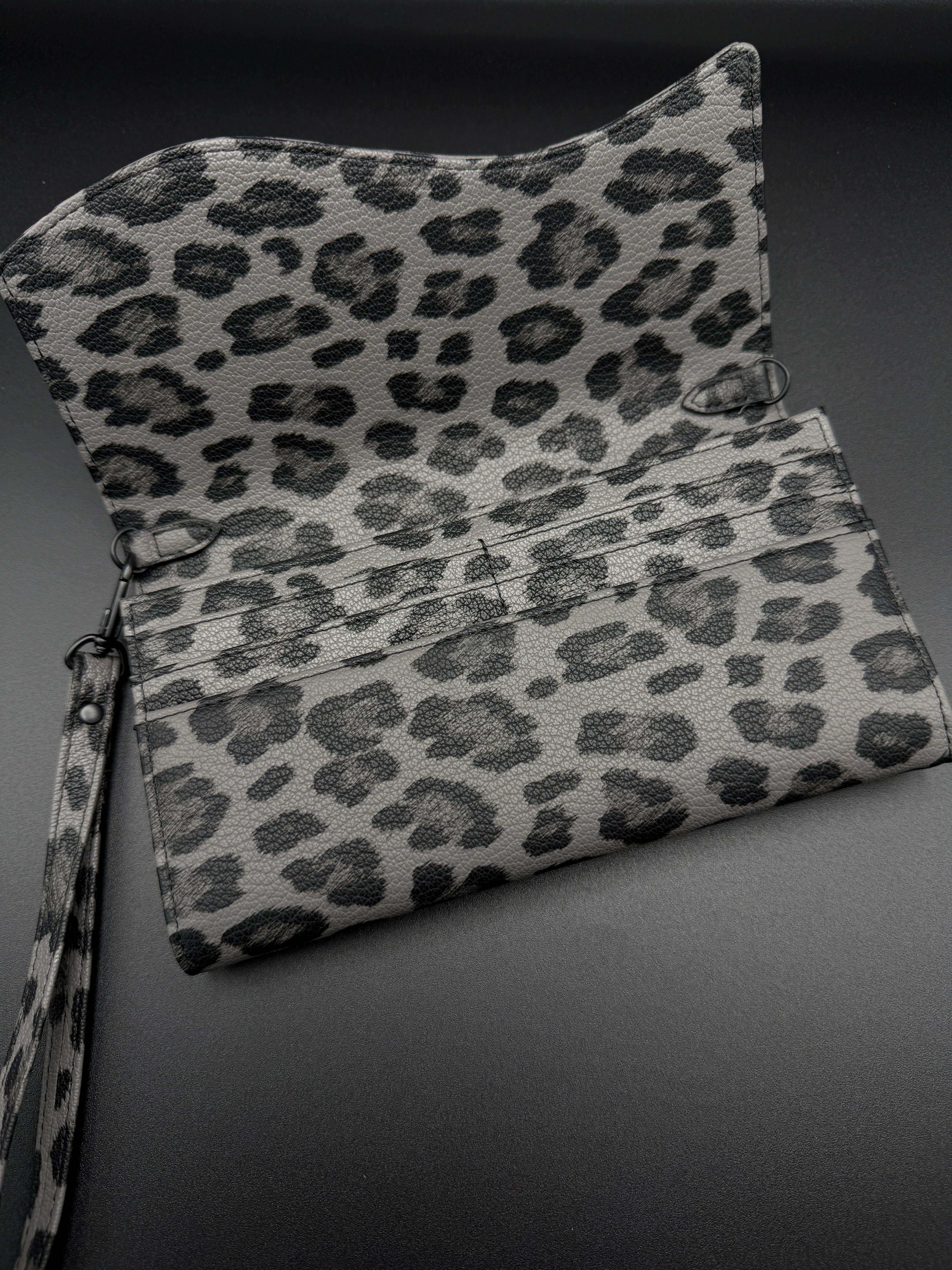 Wallet Wave