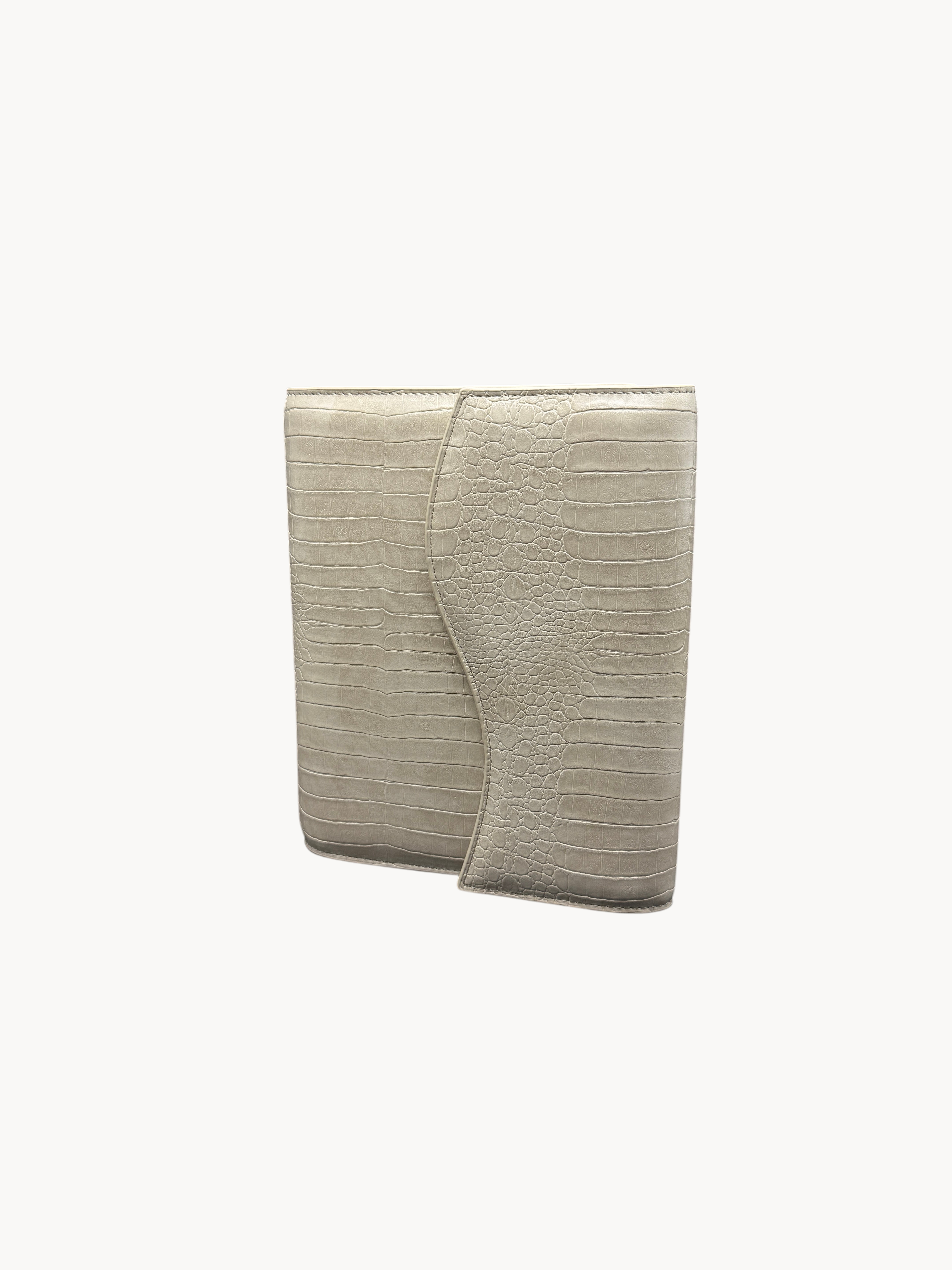 BUDGETNEEDS ™ A6 FlapLine ring binder in beige faux crocodile leather with a magnetic flap closure.