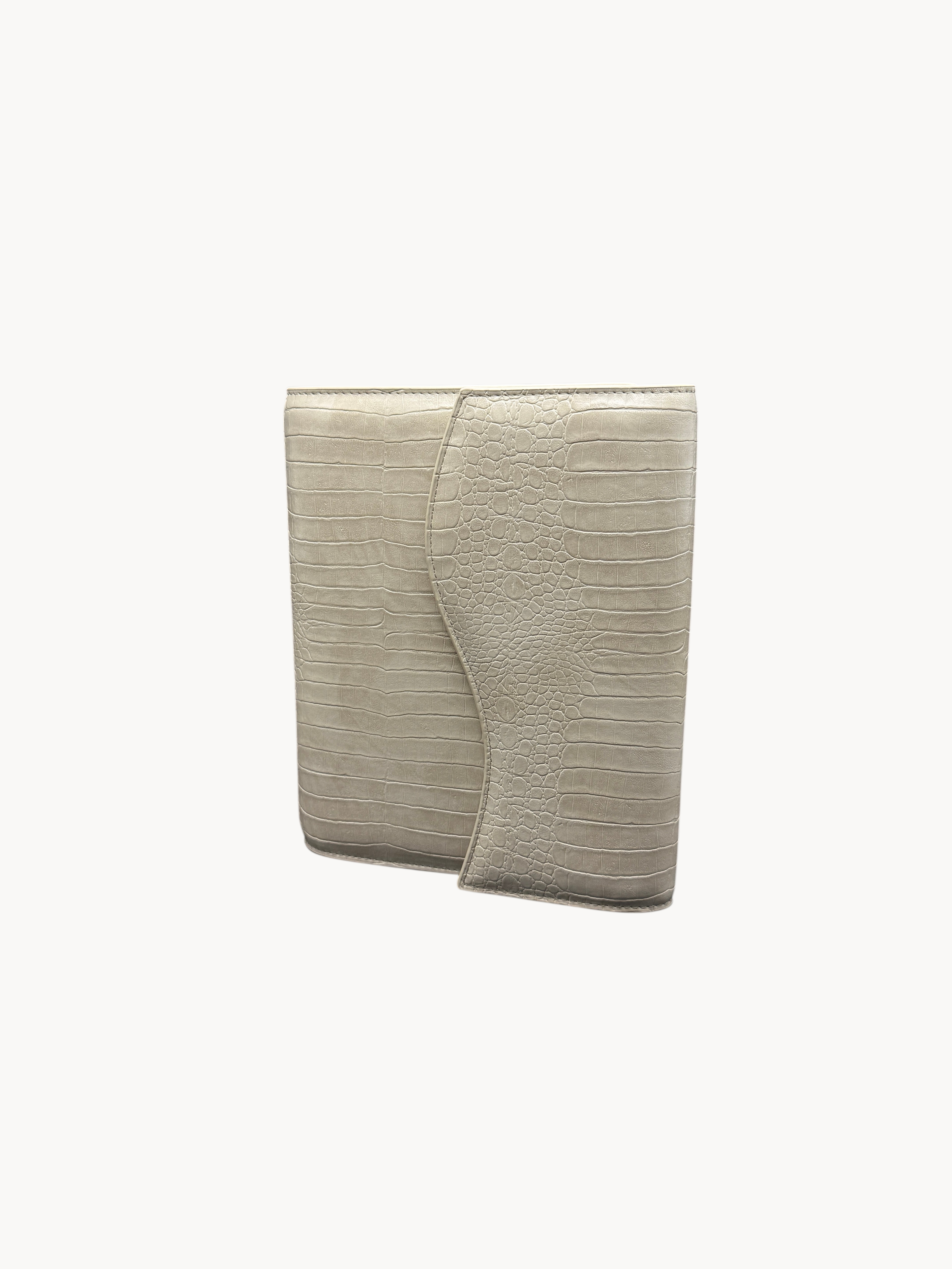 BUDGETNEEDS ™ A6 FlapLine ring binder in beige faux crocodile leather with a magnetic flap closure.